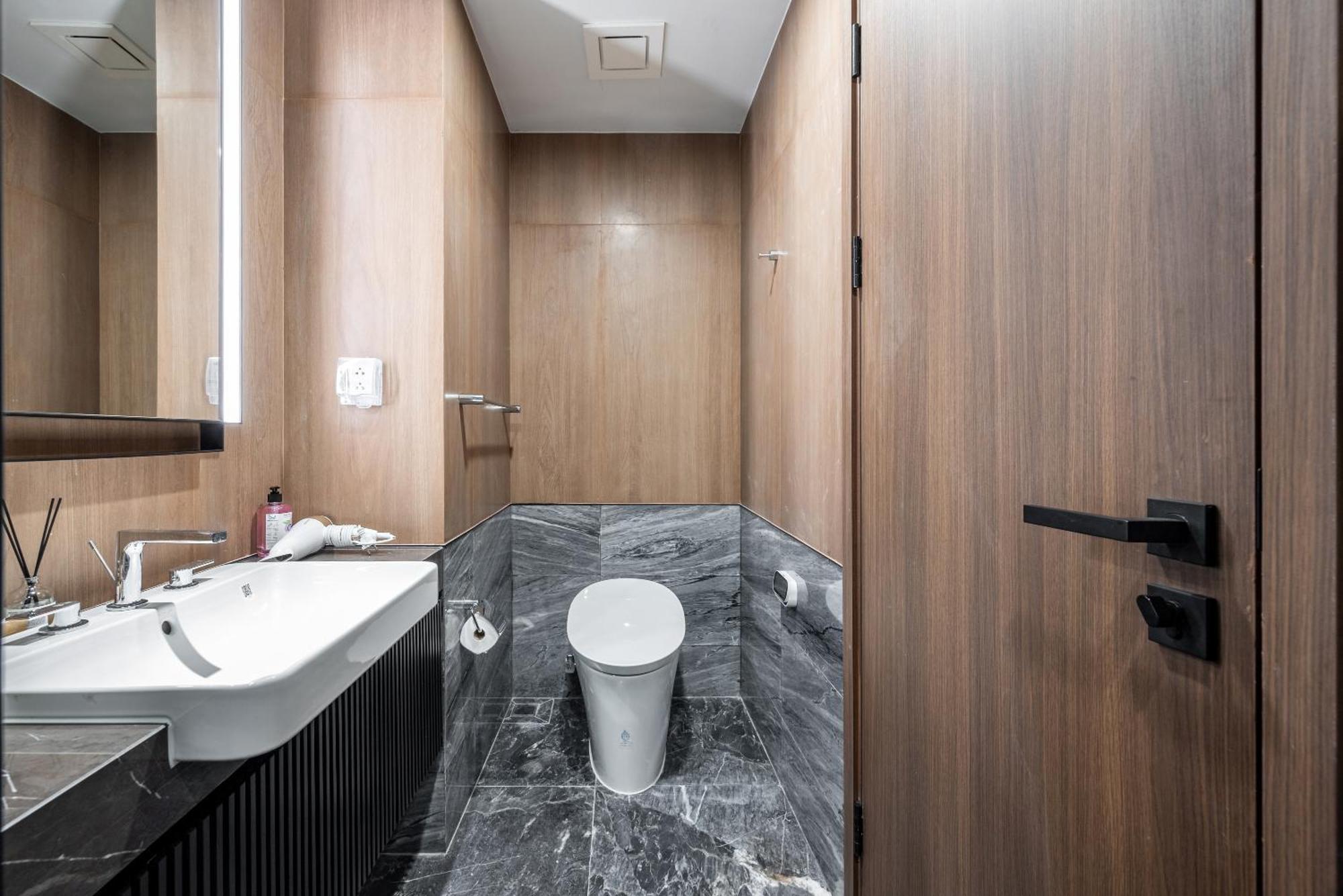 Lumiere Riverside-kiri-serene Unit In Thao Dien Appartement